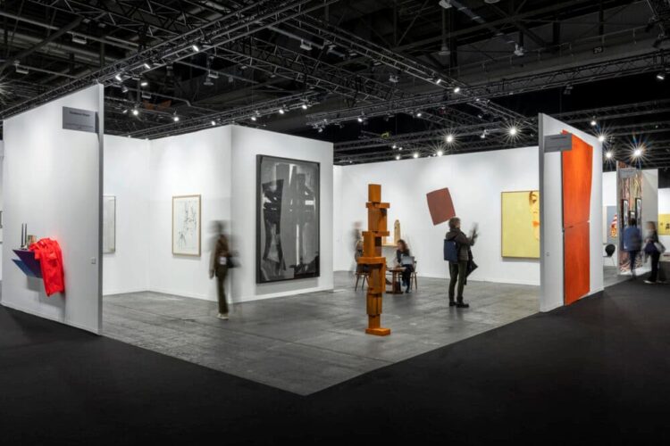 artgeneve-2023_Galerie-Thaddeus-Ropac_Photo-Baptiste-Janin-e1705316935977