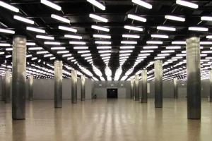 Halle-3-e1648126763444